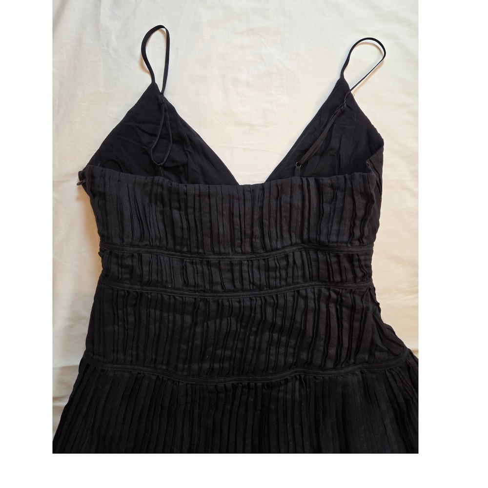 Banana Republic Black Pleated Maxi Dress Plunge V-Neck Linen Blend Size 10 - Picture 3 of 9